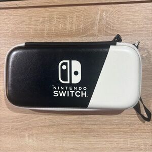 PDP Gaming Officially Licensed Switch Slim Deluxe Travel Case - OLED Edition